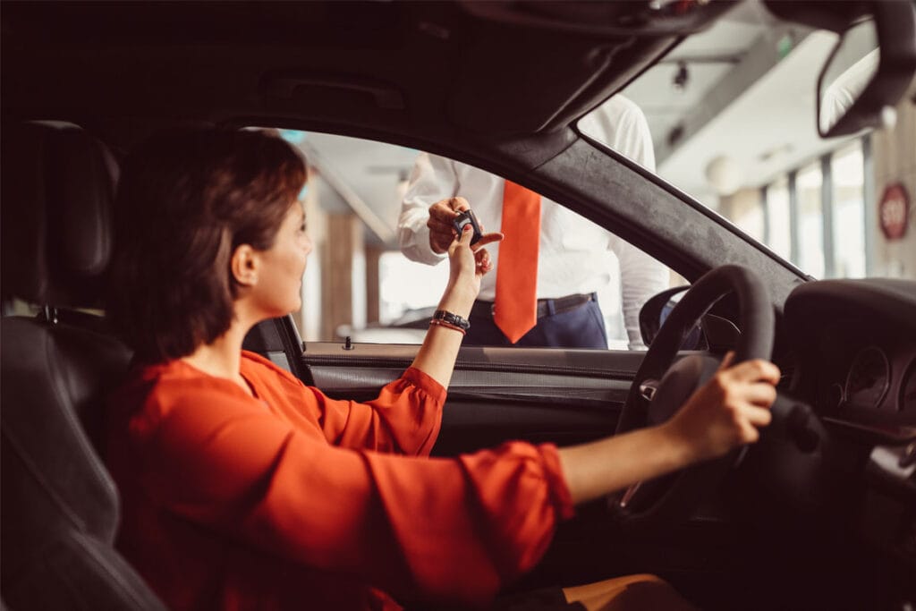 Rent a car in hamilton now